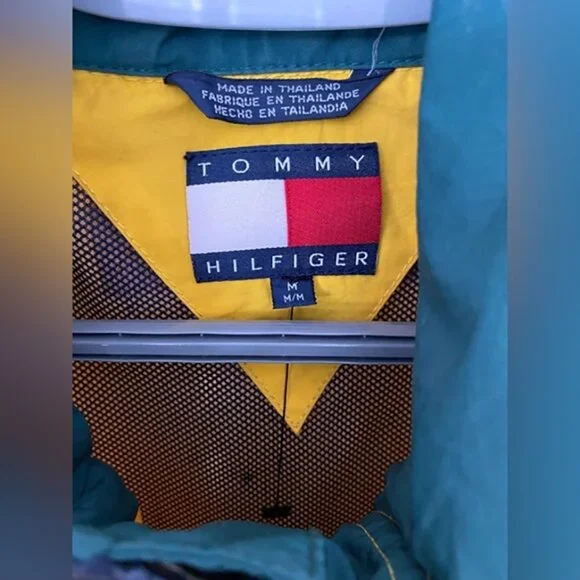 TOMMY HILFIGER VINTAGE Yellow Full Zip Hooded Windbreaker/Rain Coat in M…